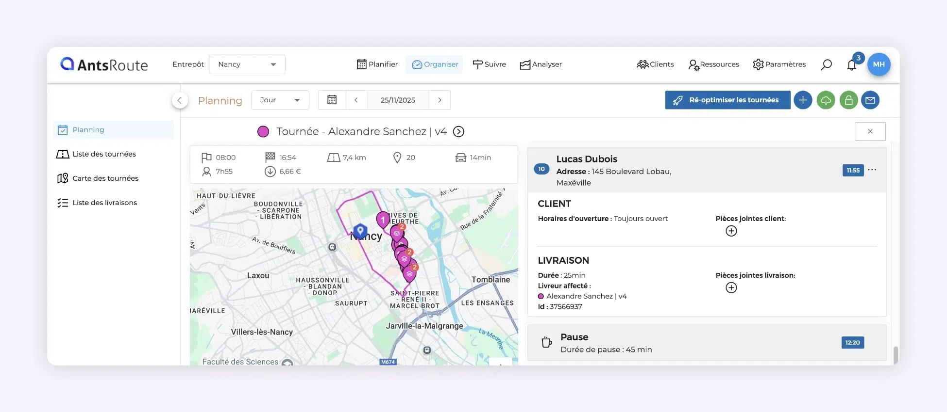 Capture d’écran d’AntsRoute affichant une tournée de livraison intégrant automatiquement la pause du chauffeur dans l’optimisation.
