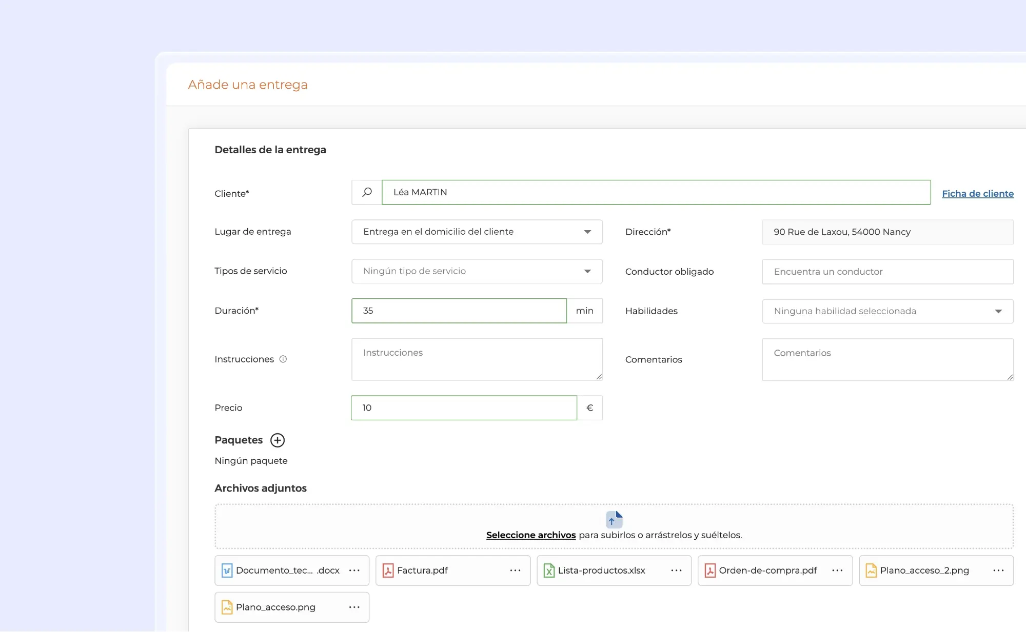 Interfaz web de AntsRoute para la creación de una entrega, con formulario de introducción de datos y posibilidad de añadir varios archivos adjuntos, incluidos archivos Excel, PDF, imágenes y documentos Word.