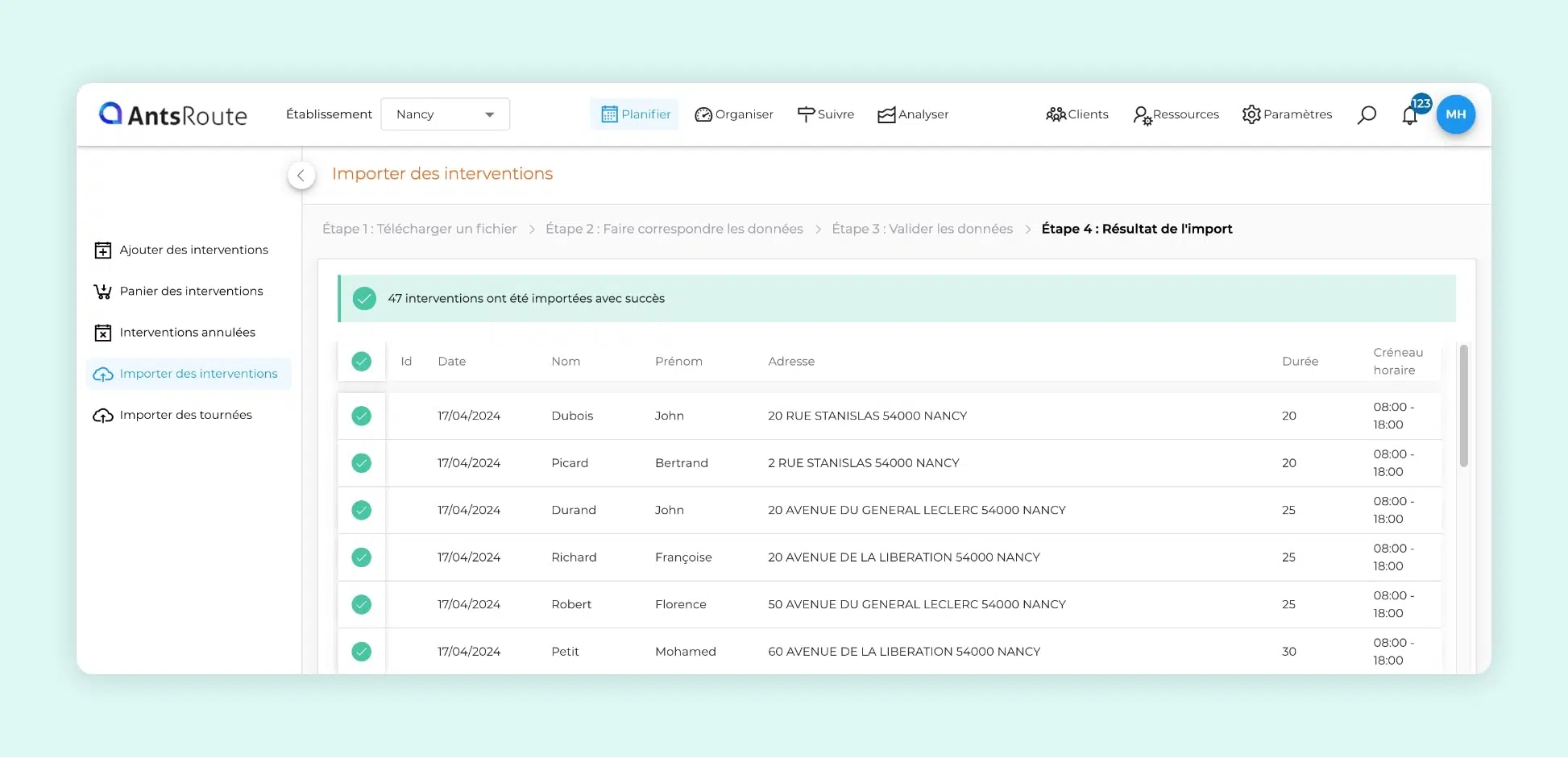 L'interface du logiciel AntsRoute montrant l'import d'interventions.