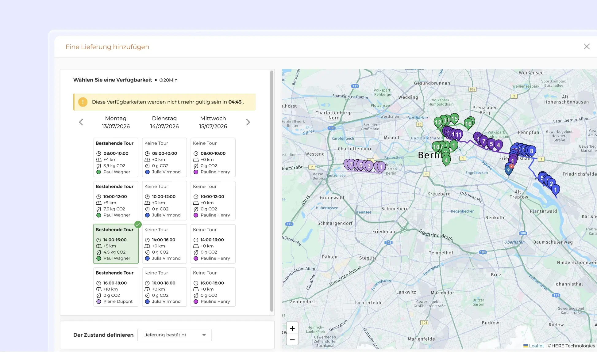 Screenshot der AntsRoute-Oberfläche, der das Hinzufügen einer Lieferung mit mehreren automatisch vorgeschlagenen Zeitfenstern zeigt, die bestehenden Touren auf einer Tourenoptimierungskarte zugeordnet sind.